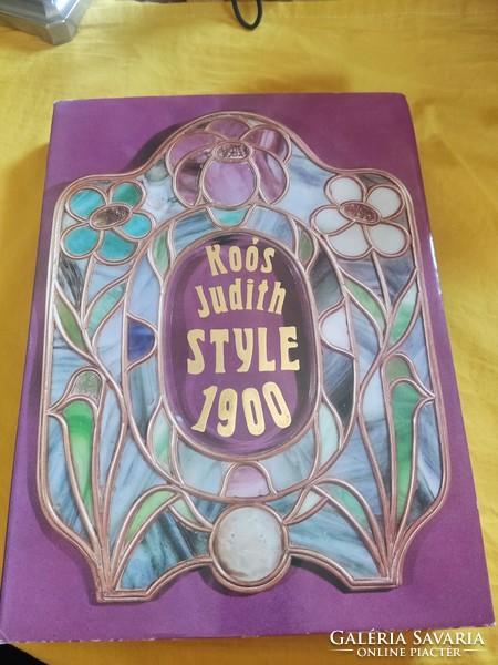 Style 1900, the industrial art of Art Nouveau in Hungary, book