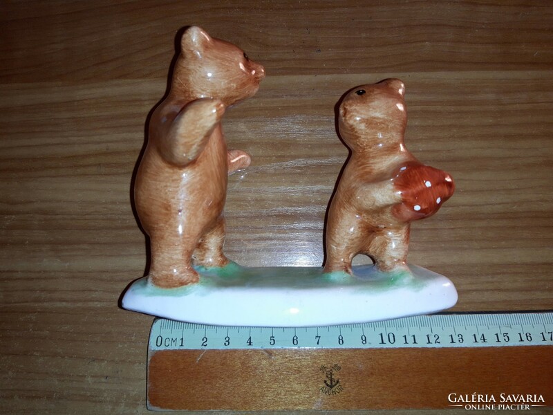 Bodrogkeresztúri Labdázó medve pár porcelán macik