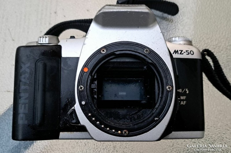 PENTAX MZ-50 fényképezőgép váz