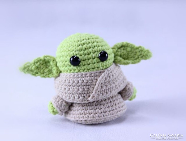 Baby yoda - grogu crochet figure