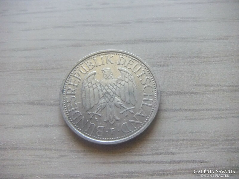 1   Márka   1992   (  F  )    Németország