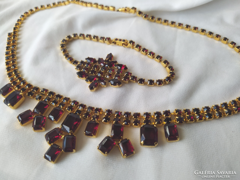 Vintage Czech glass garnet stone jewelry set