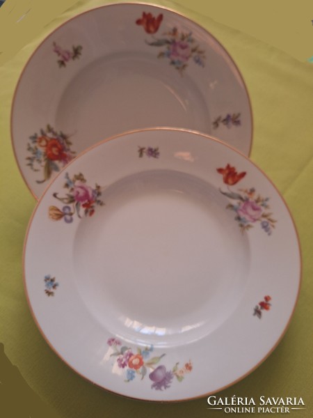 Német Hutschenreuther porcelán tányér (2 darab)