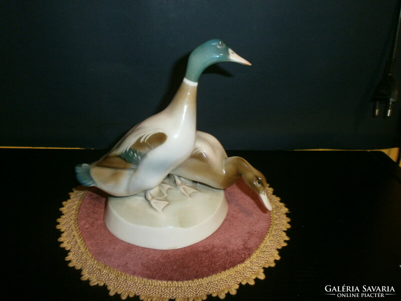 Zsolnay duck couple figure