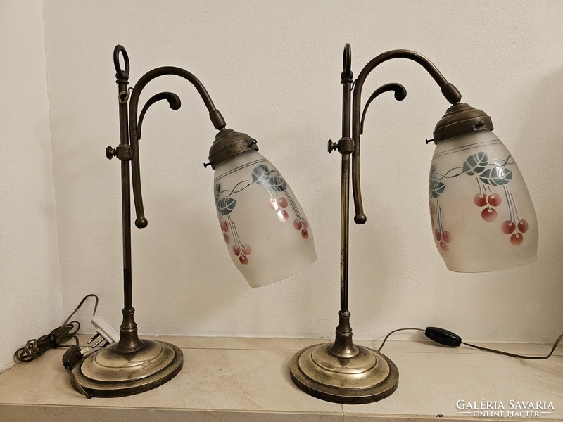 Pair of old lamps (asztali lampa)