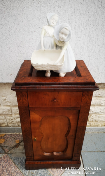 Biedermeier gilt, commode nightstand 1800s at least 150 years old pedestal statue holder