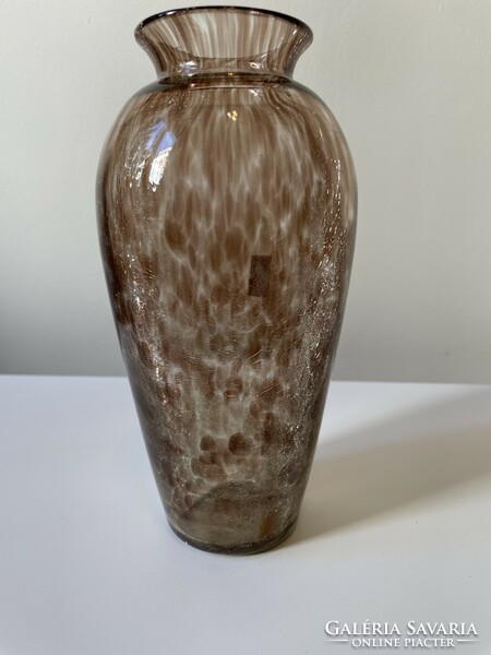 Fátyolüveg váza - barna