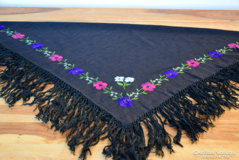 Antique old folk hand-embroidered shawl shoulder scarf folk costume wear 113 + fringe