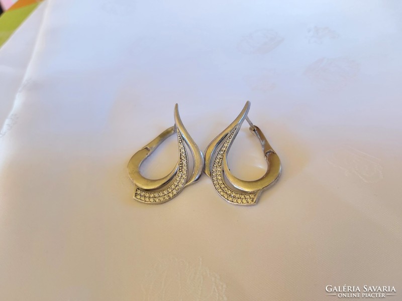 Silver earring