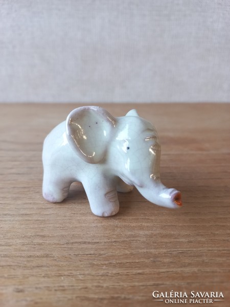 Ceramic elephant, jessepy or hopscotch