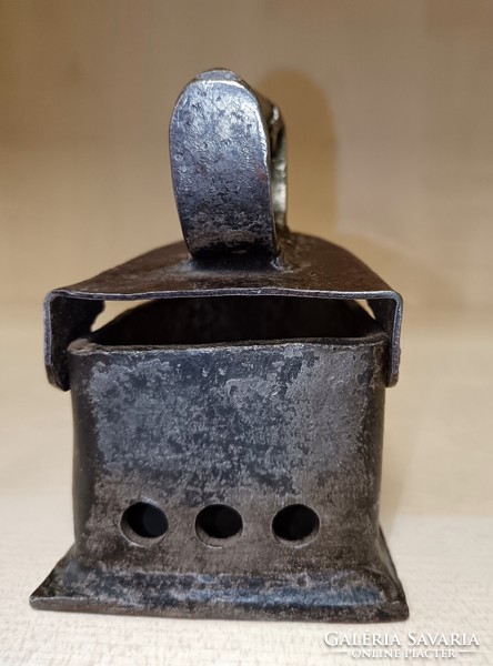 Mini iron 2