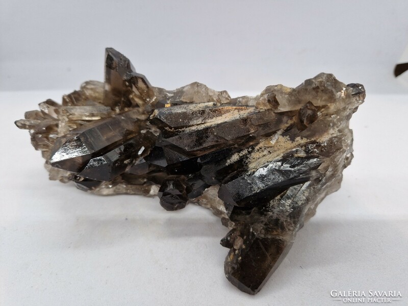 Smoke quartz mineral colony