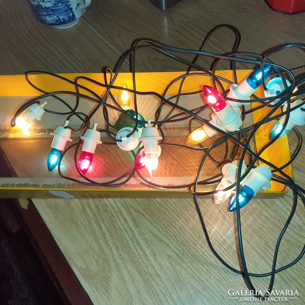 7 spare Christmas tree bulbs philips 14 volt 3 watts