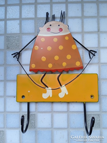 Kitchen clothes hanger made of metal
