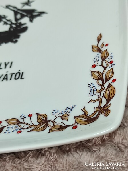 Hollóházi porcelán falidísz, falikép, Magyar Néphadsereg, bányász jelkép