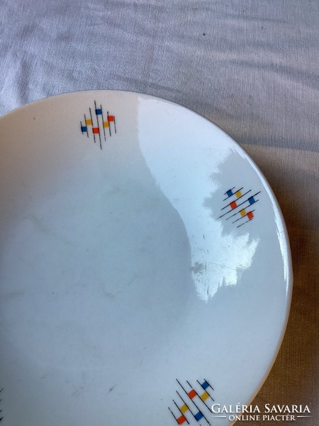 Zsolnay porcelán mély tányér 23 cm.