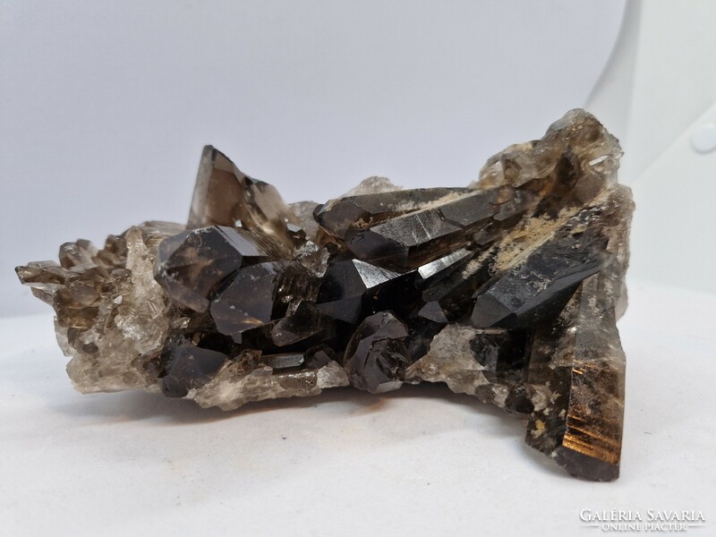 Smoke quartz mineral colony