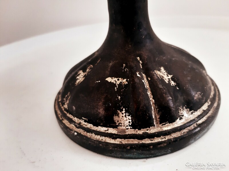 Lead crystal vase on a silver-plated base