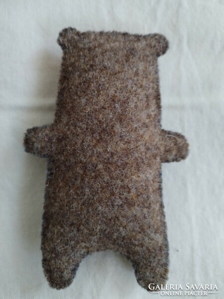 Wool felt bear - welcome / brown