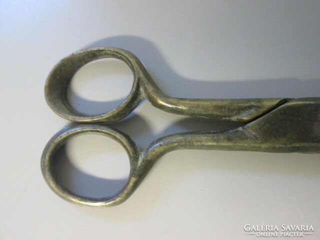 Copper scissors