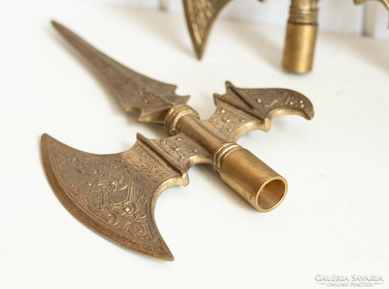 Old swords - halberd heads - spears for decoration - hunter / armory