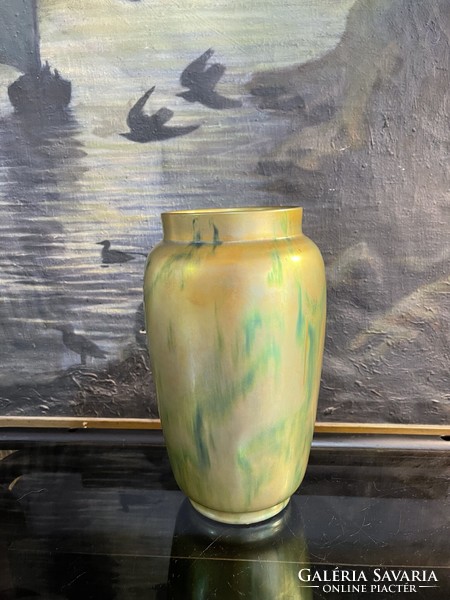 Zsolnay - Labrador mázas váza