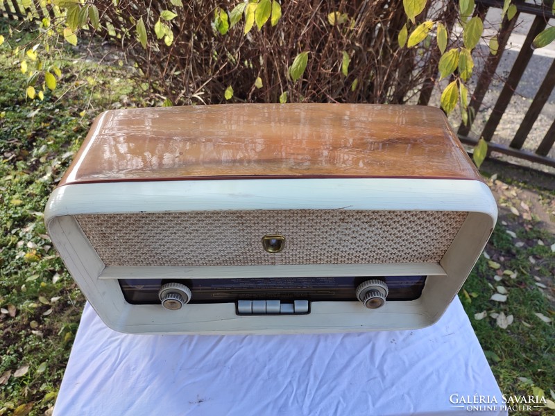 Vadásztölténygyár ED 55 régi rádió