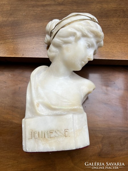 Junesse (fiatalság) - jelzett alabástrom női büszt mellszobor