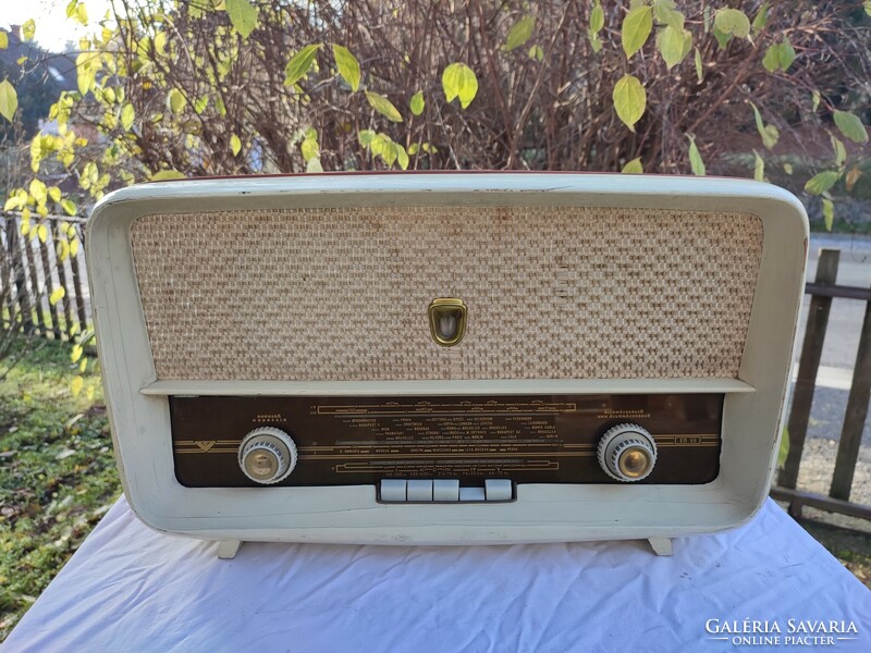 Vadásztölténygyár ED 55 régi rádió
