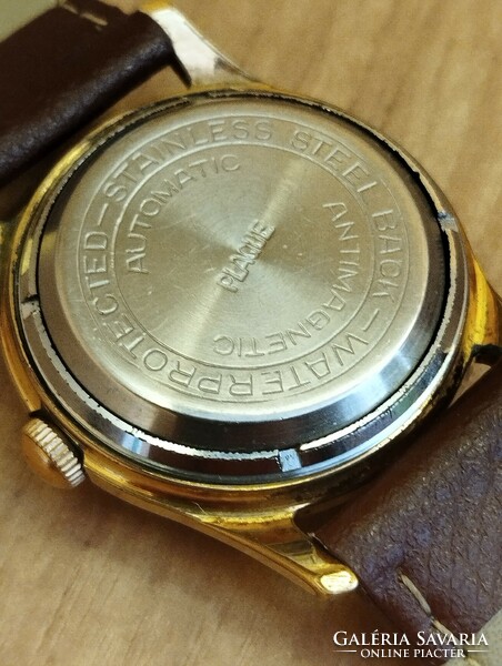 Vintage Swiss automatic wristwatch