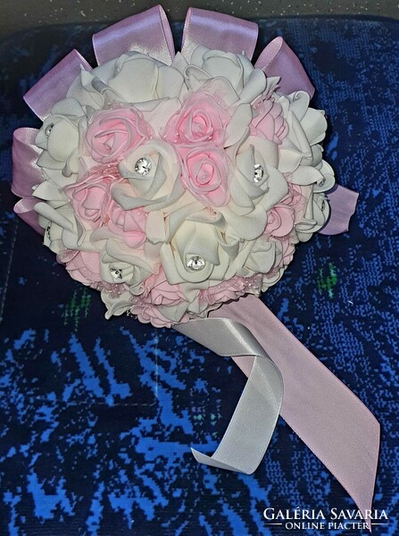 ESKÜVŐ MCS07 - Menyasszonyi csokor, gyűrűpárna, vőlegényi kitűző - rózsaszínben