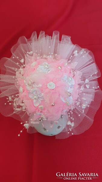 Wedding mcs10 - bridal bouquet of pink and white flowers decorated with tulle