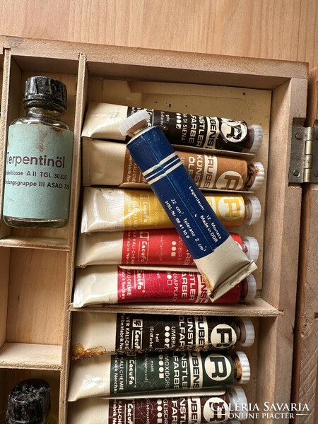 Rubens, ddr oil paint set (1983), with brushes