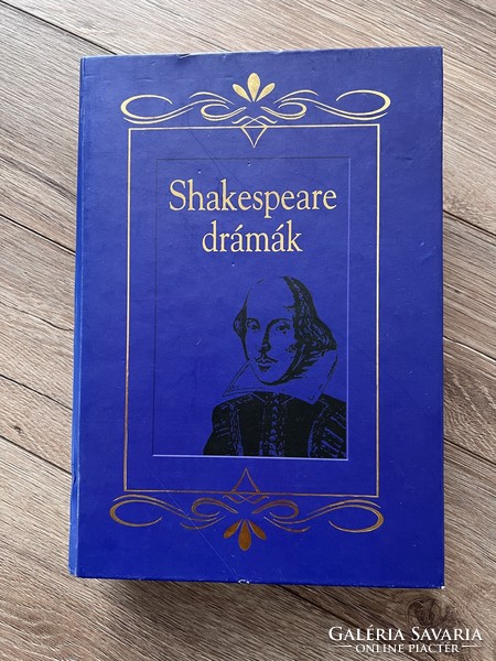 Shakespeare drámák könyv Romeo és Júlia stb