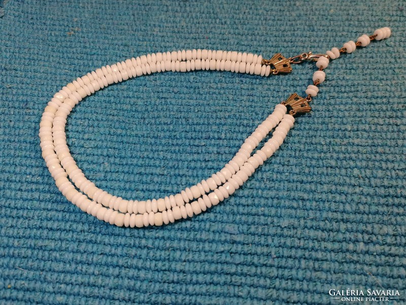Old white glass two-row string of beads (397)