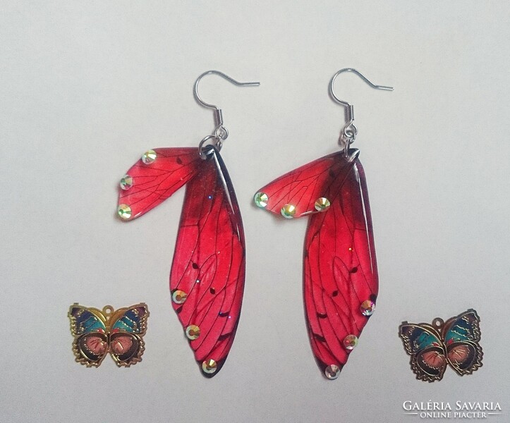 Red stone butterfly butterfly wing earrings