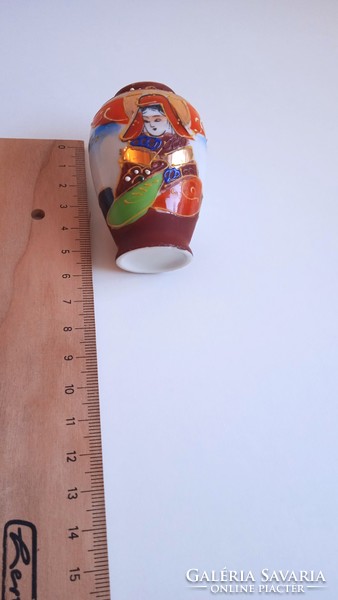 Satsuma style small vase