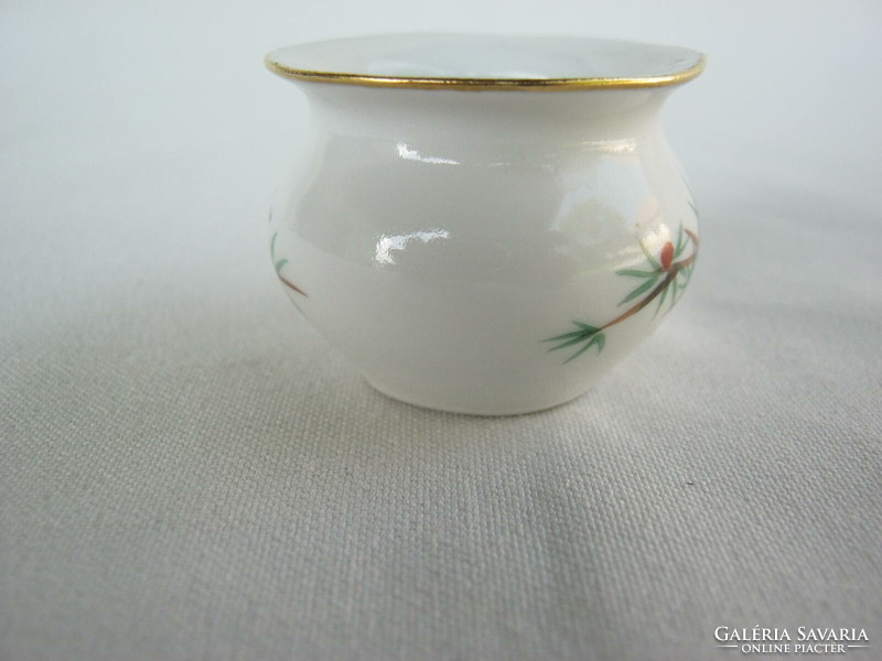 Aquincum porcelain mini mug with stem