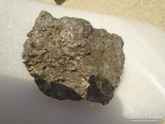 Natural pyrite mineral with quartz crystal grains. 692 grams. Huge