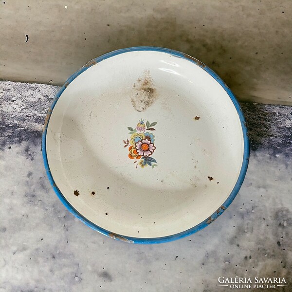 Retro, vintage design enameled plate