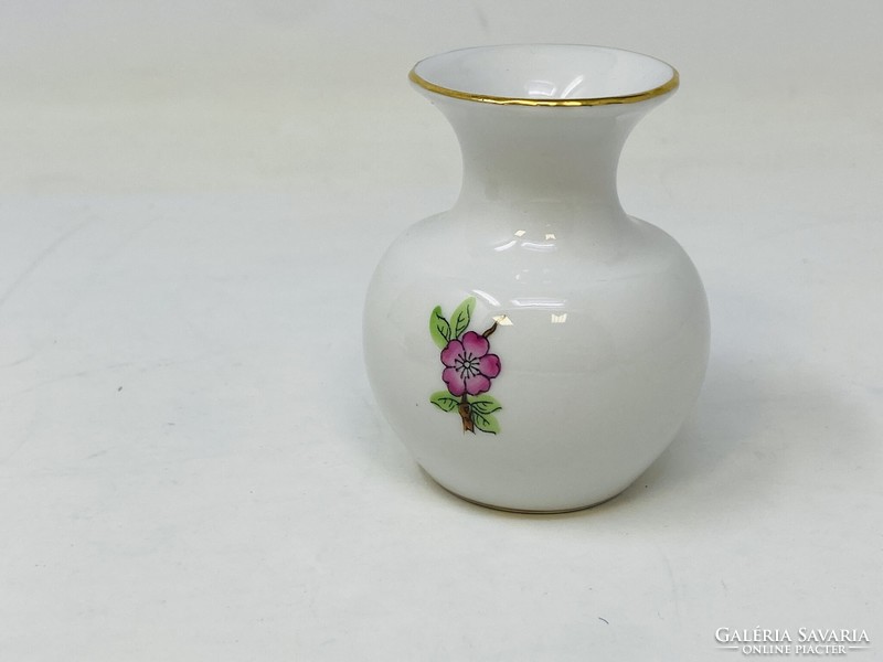 Small porcelain vase with small floral pattern from Herend (6.5 cm) rz