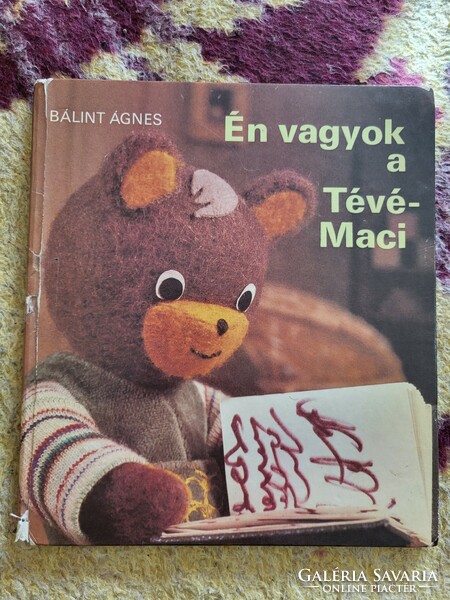 Ágnes Bálint: I am the TV teddy bear (1983)