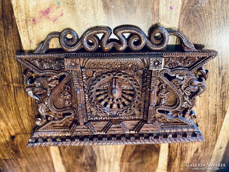 Nepali pava gate, carefully hand-carved wall decoration, 50x30 cm