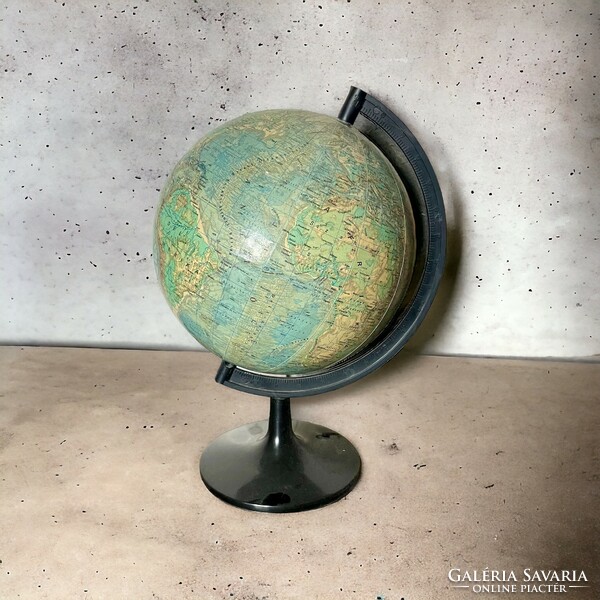 Retro, loft design globe