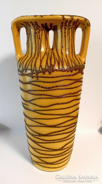 An imposing floor vase designed by artist Margit Csizmadia