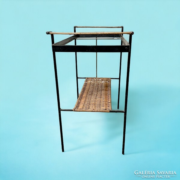 Retro, vintage, mid-century modern design lerakó asztal, dohányzó asztal
