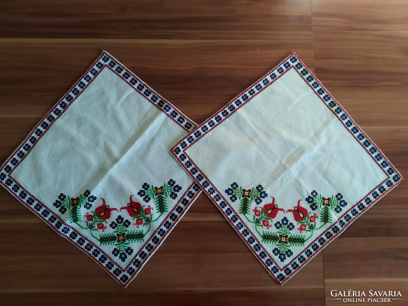 Beregi cross stitch tablecloth 3 pieces in one, runner 85 cm x 33 cm, the 2 small pieces 35 cm x 34 cm