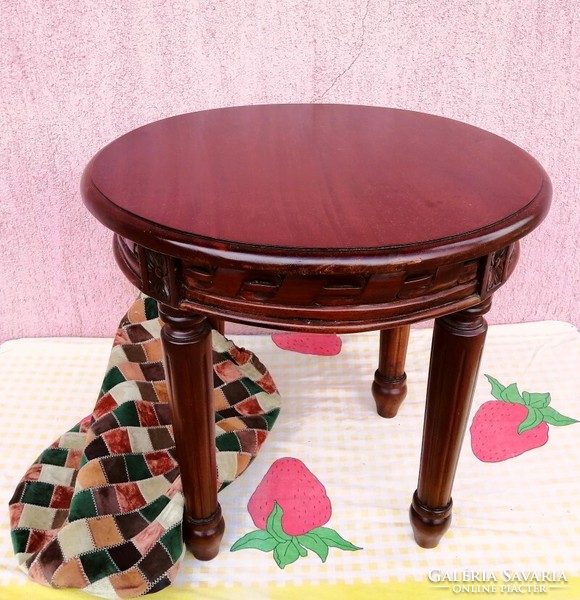 Civilian-style table with checkered cover from the 1920s. A unique rarity