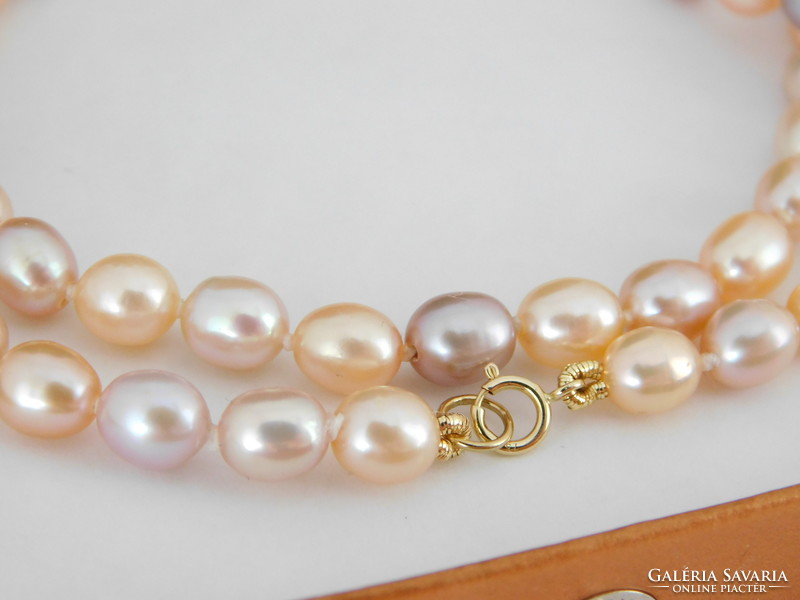 18 K gold multicolored beautiful pearl necklace