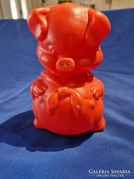 Retro plastic red pig bushing